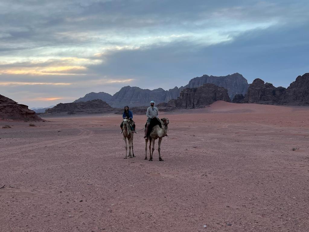 Wadi Rum Sky Tours & Camp Экстерьер фото