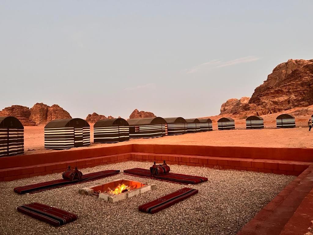 Wadi Rum Sky Tours & Camp Экстерьер фото