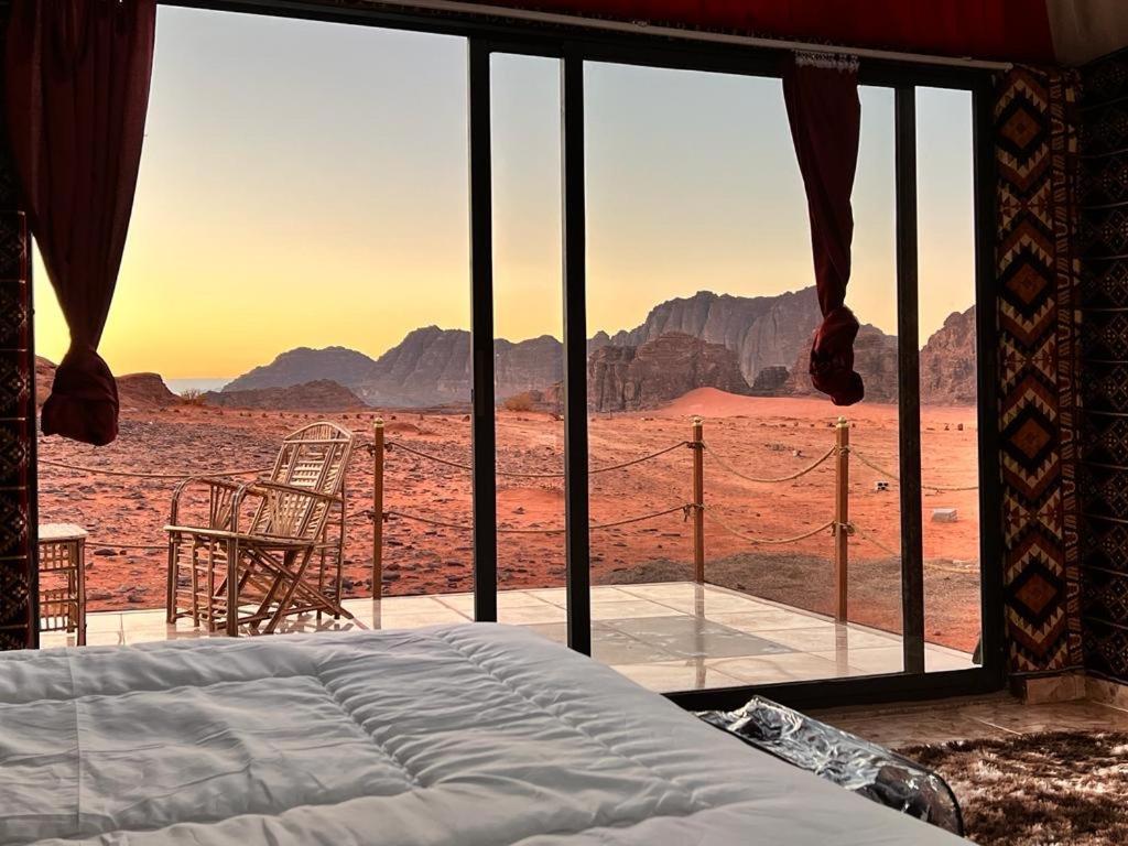 Wadi Rum Sky Tours & Camp Экстерьер фото