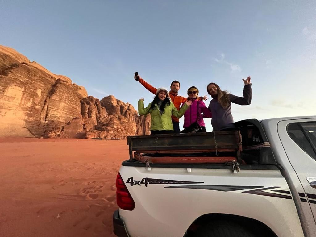 Wadi Rum Sky Tours & Camp Экстерьер фото