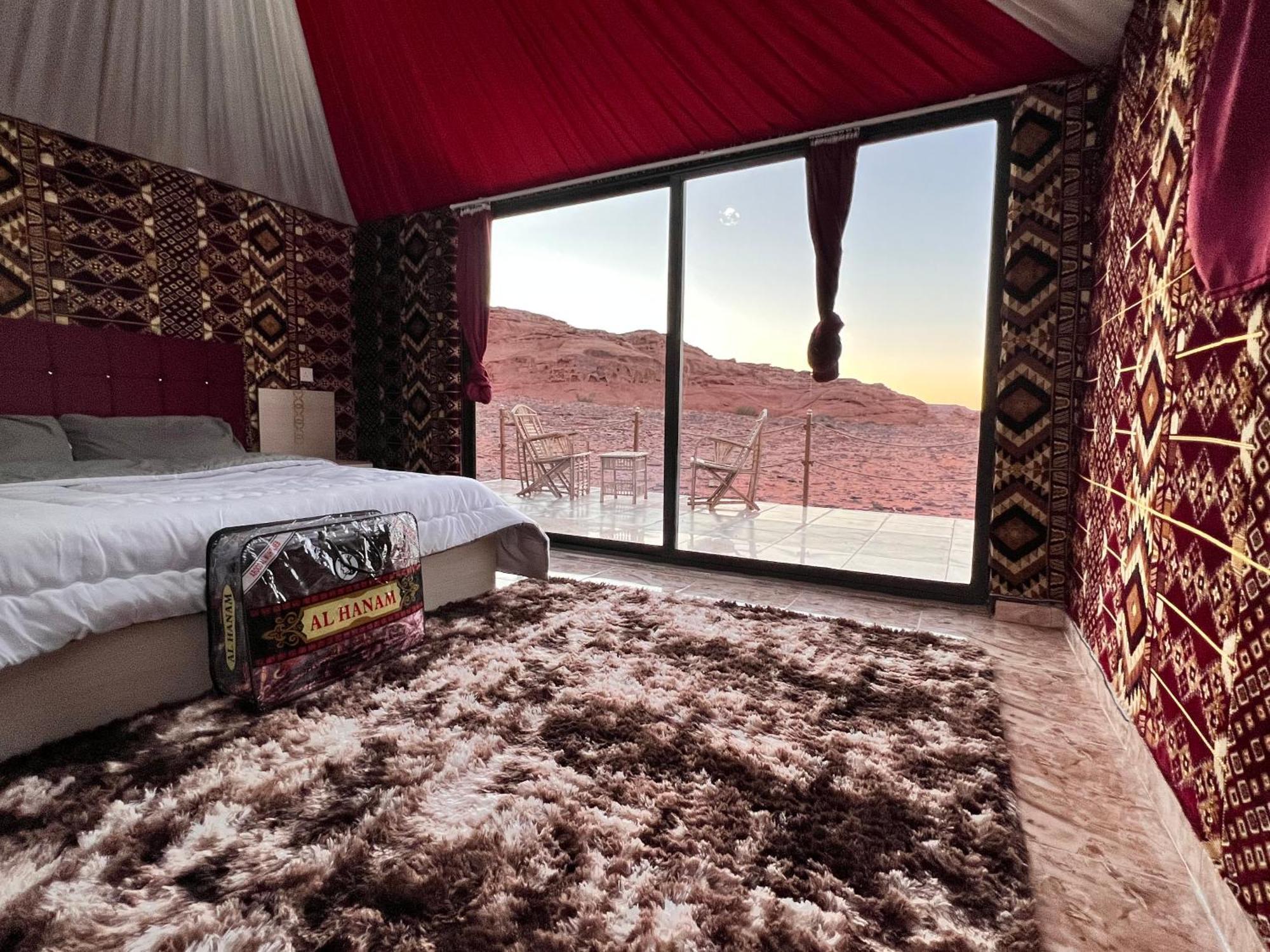 Wadi Rum Sky Tours & Camp Экстерьер фото